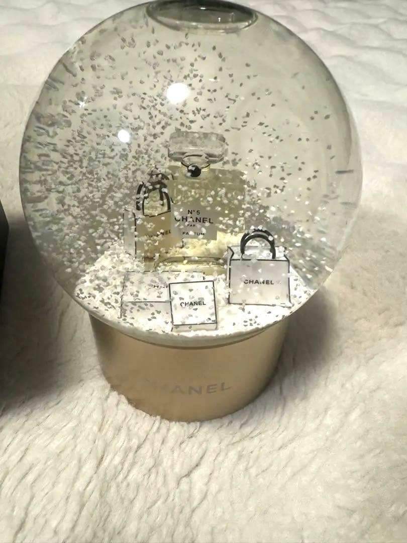 CHANEL シャネル　ノベルティ　スノードーム　No.5 箱付き