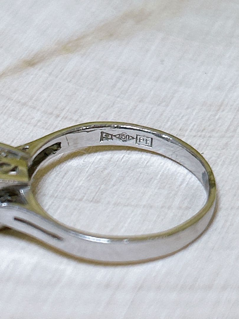 ダイヤモンド リング プラチナ