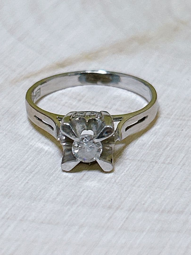 ダイヤモンド リング プラチナ