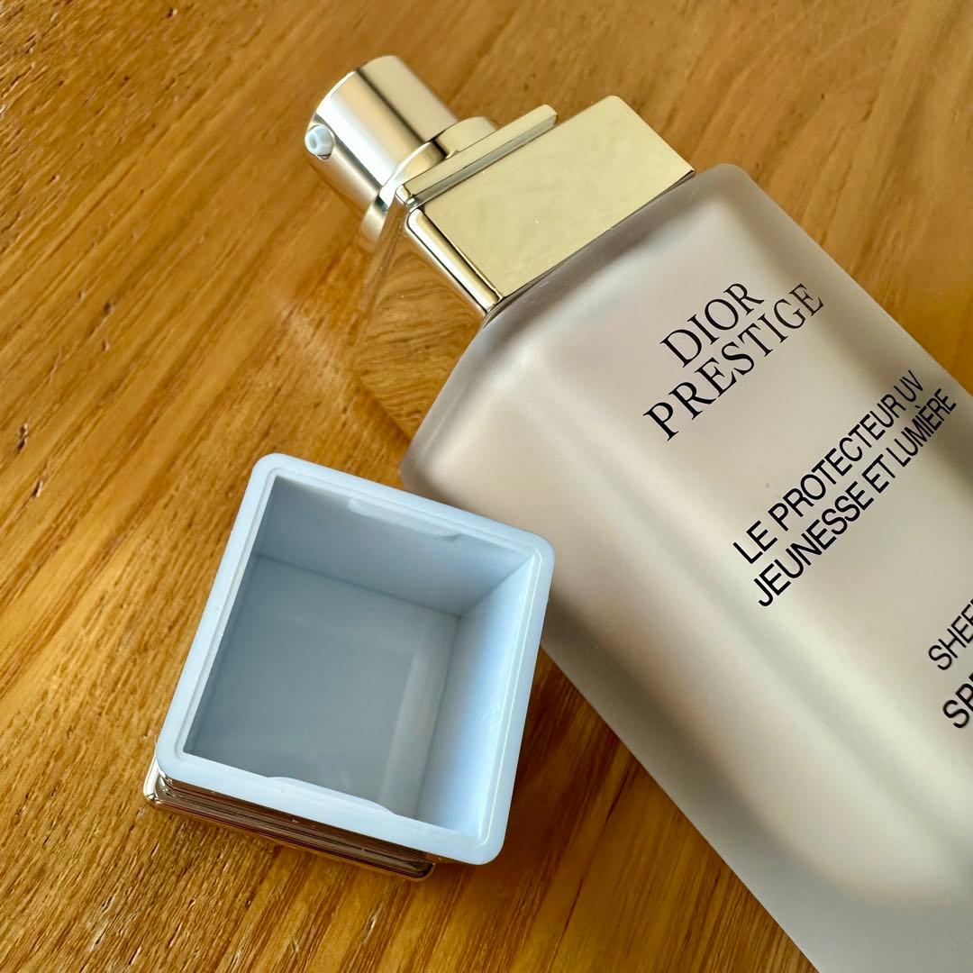 プレステージ ホワイト ル プロテクターUV ルミエール シアーグロー 30ml