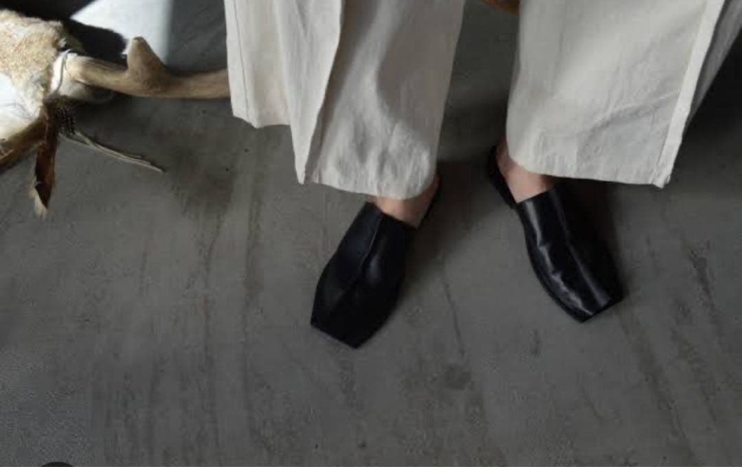 新品未使用品 gabriela coll garments バブーシュ 37