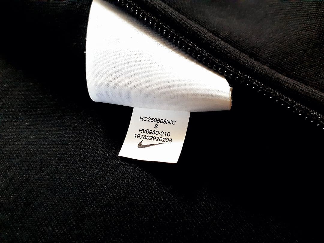 NIKE　テックフリースパーカー　ブラック　S　正規品