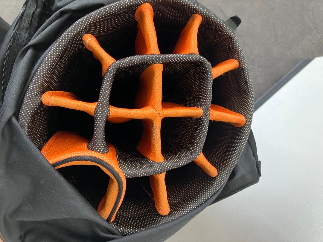 値下げ！OGIO ゴルフバッグ・キャディバッグ　14分割　オレンジ　スタンド