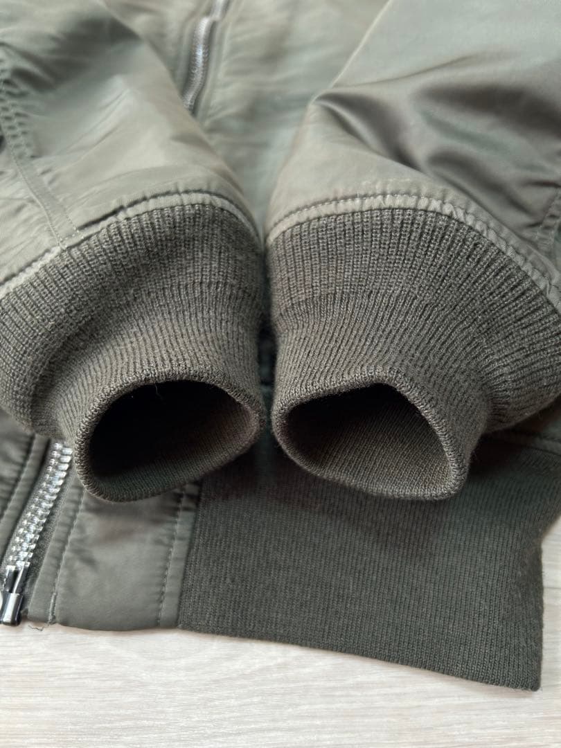 ALPHA INDUSTRIES アルファ フライトジャケット M