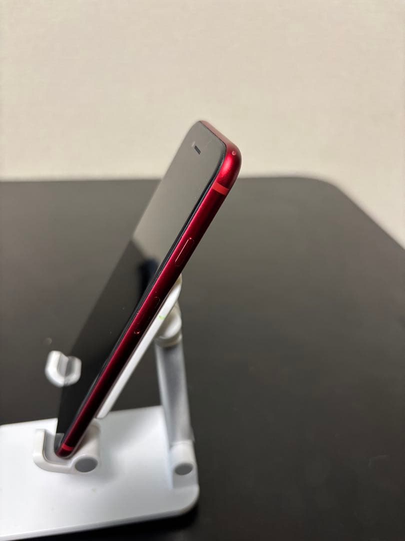 Apple iPhone SE (第3世代) プロダクトレッド　128GB