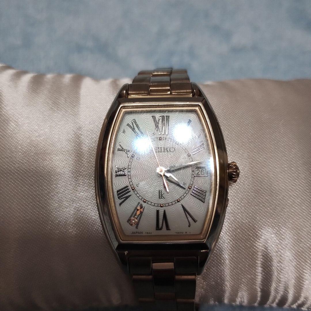 未使用級！セイコールキアSEIKOLUKIAチタン白蝶貝ダイヤ定価101200円