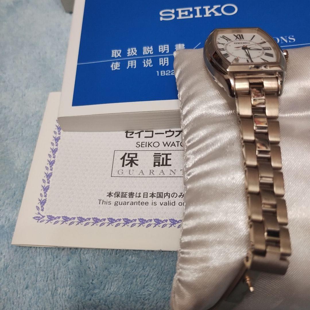 未使用級！セイコールキアSEIKOLUKIAチタン白蝶貝ダイヤ定価101200円