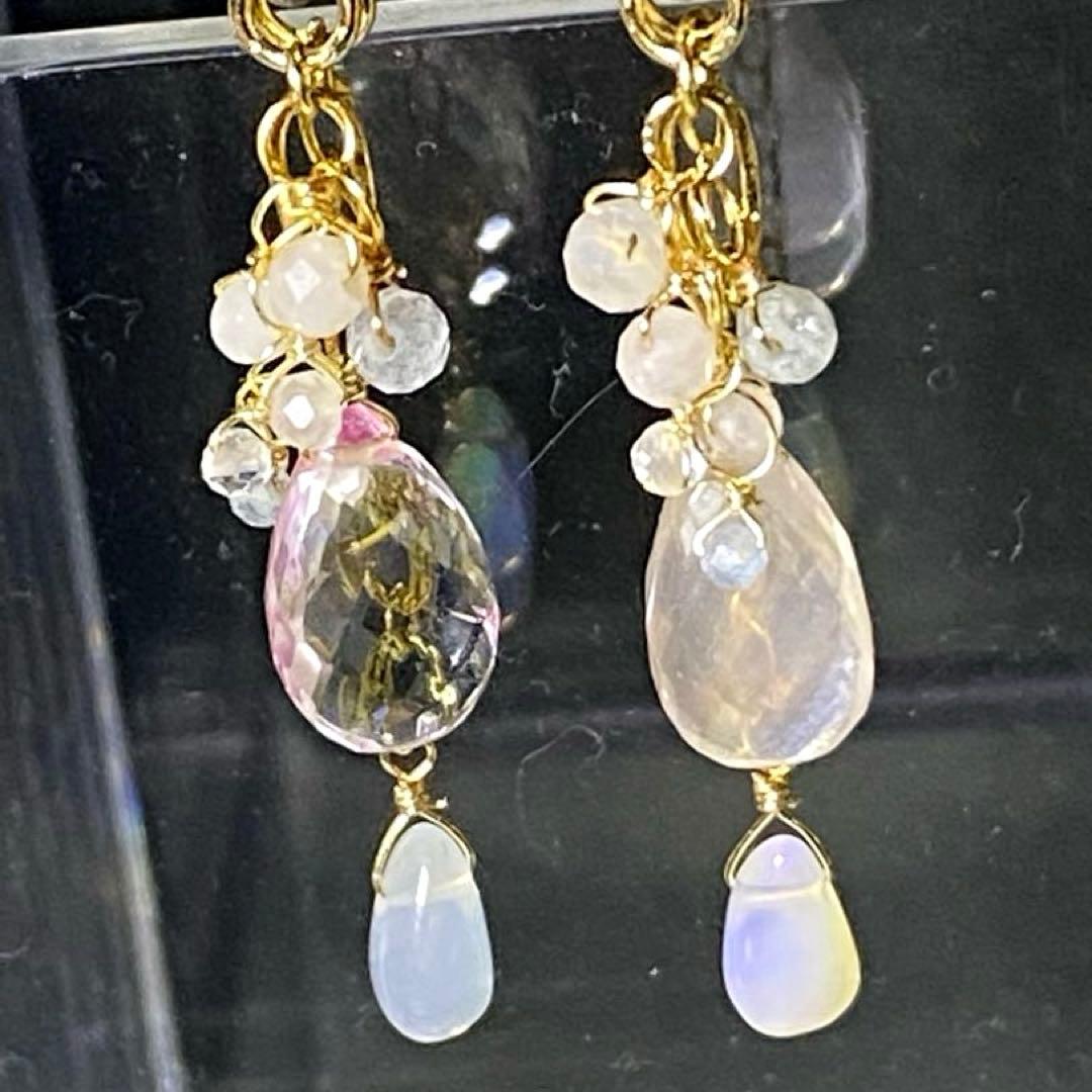 【極上カット】ピンクアシメ☆天然石ピアス