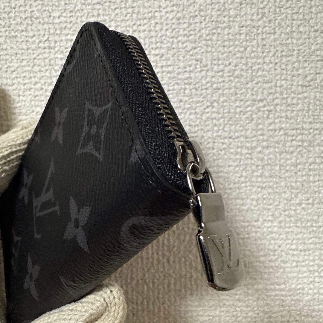LOUIS VUITTON ジッピー パース ヴェルティカル
