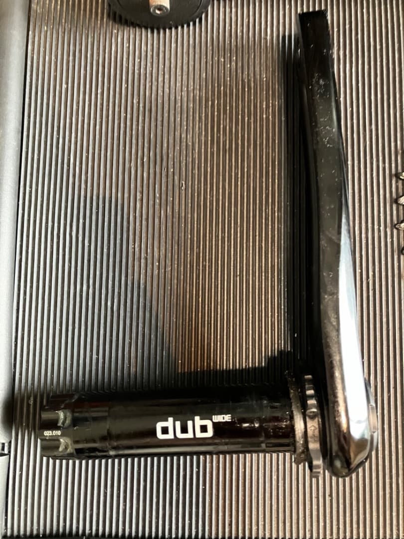 SRAM/Rival DUB パワーメーター付