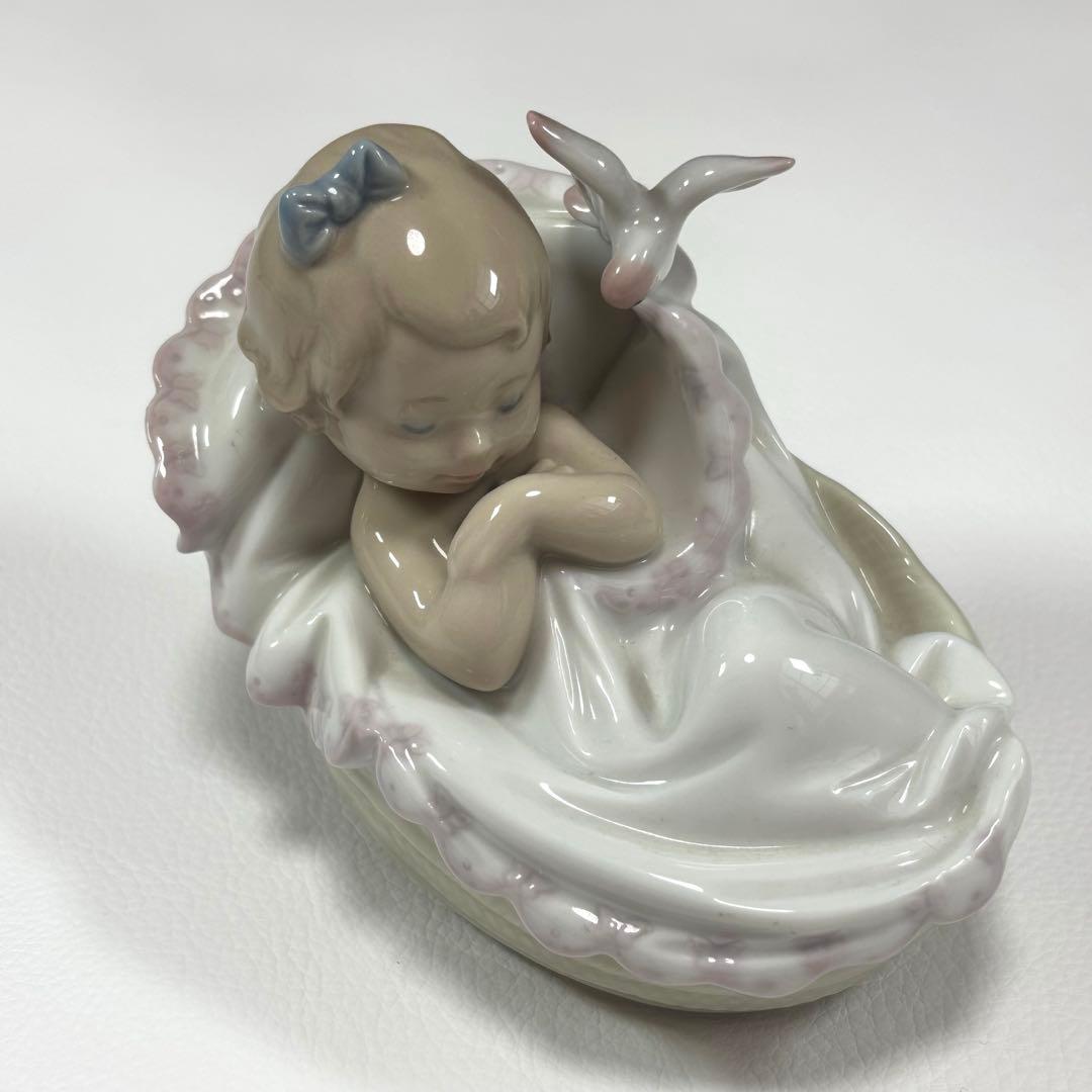 美品 LLADRO リヤドロ 6710 私の夢 アート　置物 陶器 赤ちゃん