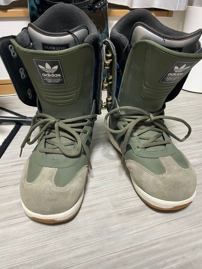 adidas sambaスノーボードブーツ オリーブグリーン