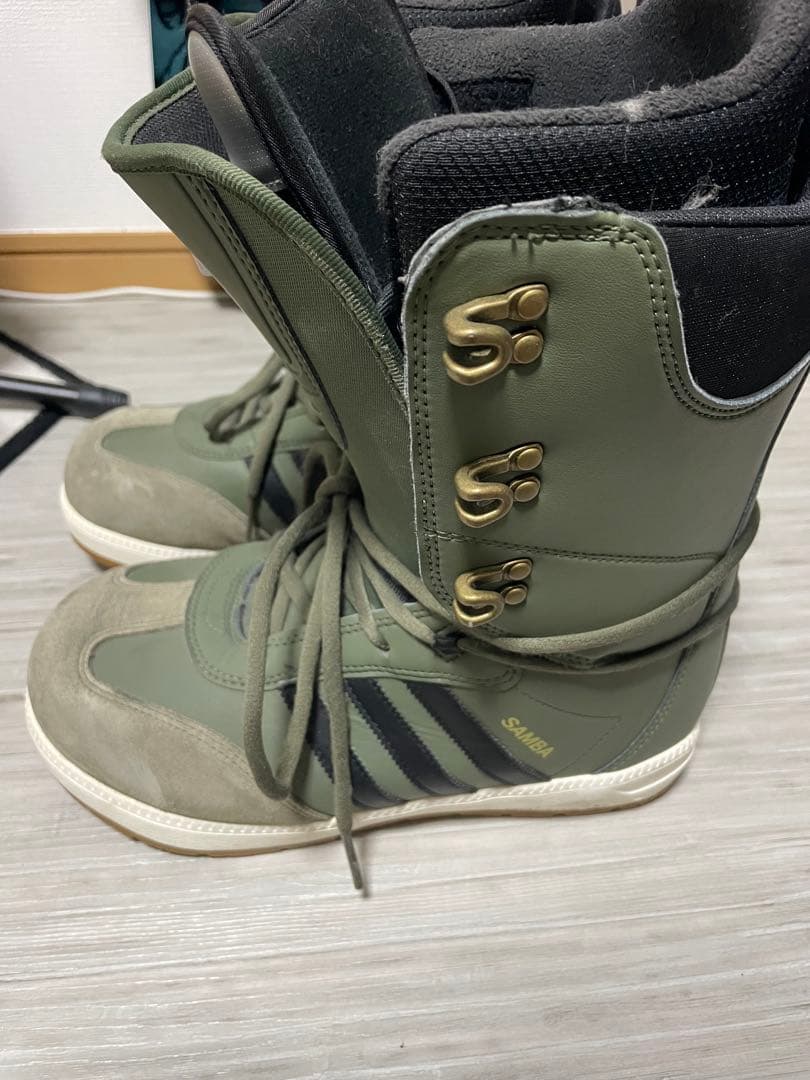adidas sambaスノーボードブーツ オリーブグリーン
