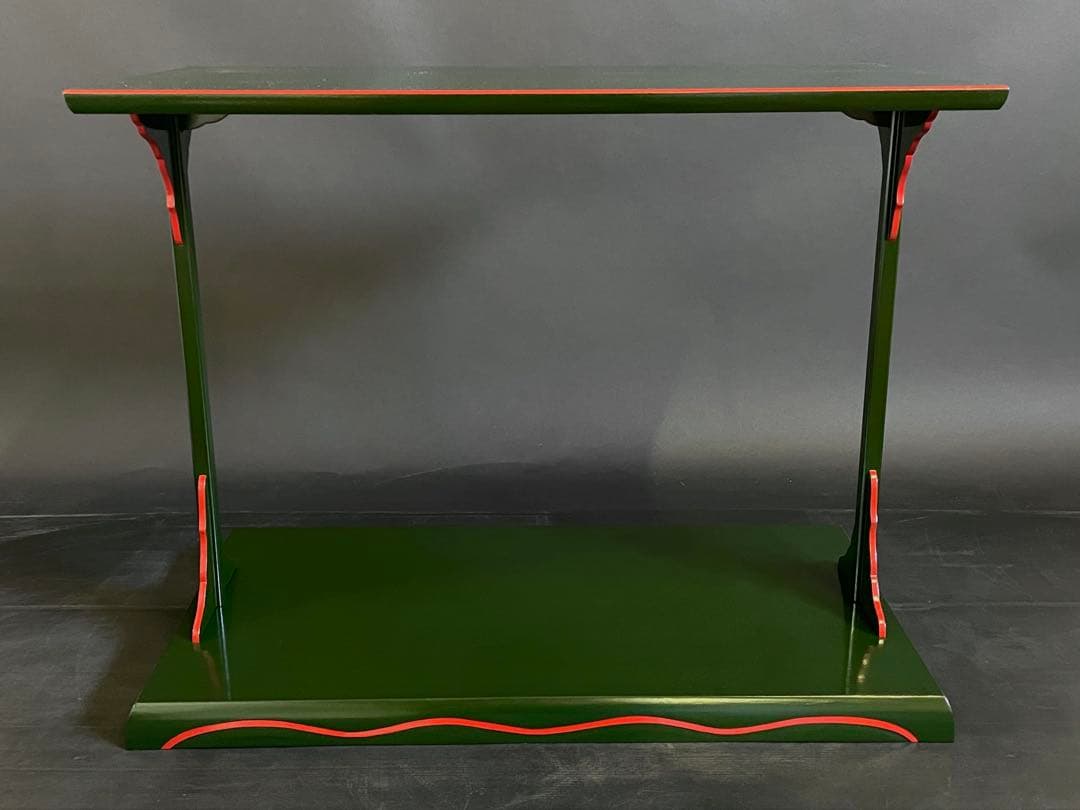 【美品】「母」 兼中斎(堀内宗完)花押 勝利作 青漆爪紅 及台子 茶道具 13F