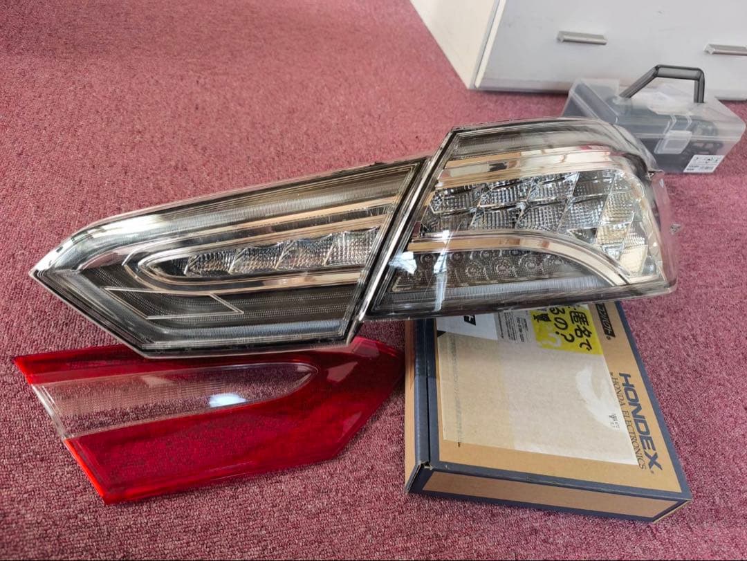 70カムリ クリアテール 加工品