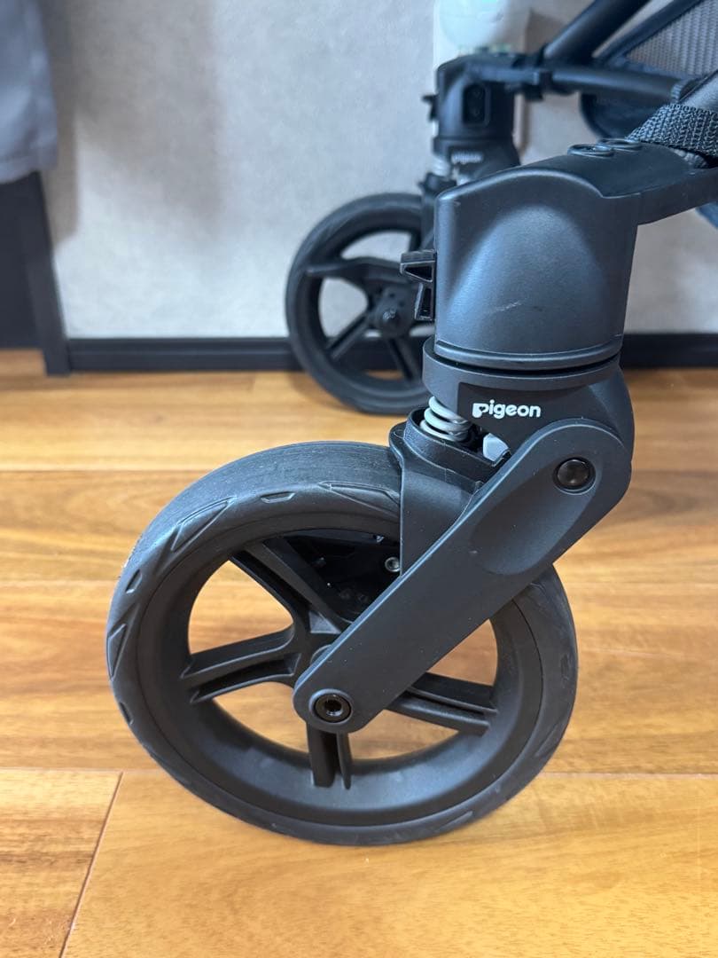 【超美品】Runfee Lino'n（ランフィ リノン）赤ちゃん本舗共同開発