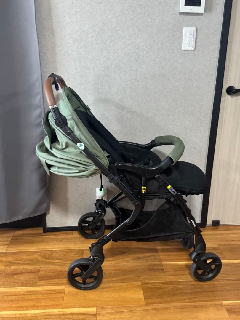 【超美品】Runfee Lino'n（ランフィ リノン）赤ちゃん本舗共同開発