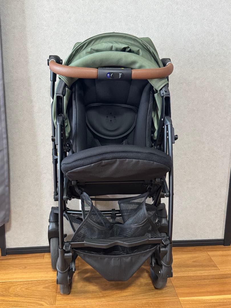 【超美品】Runfee Lino'n（ランフィ リノン）赤ちゃん本舗共同開発