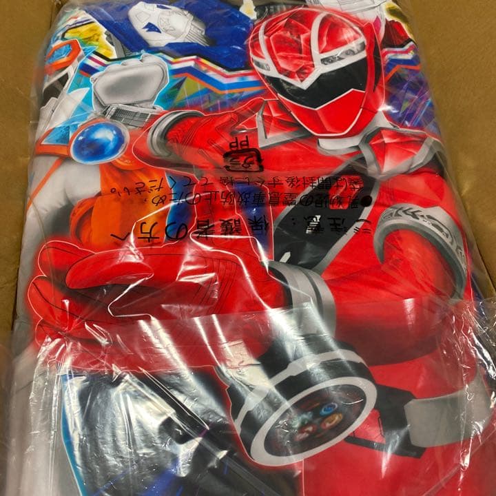 ku2 キャラ寝る袋　キラメイジャー　布団