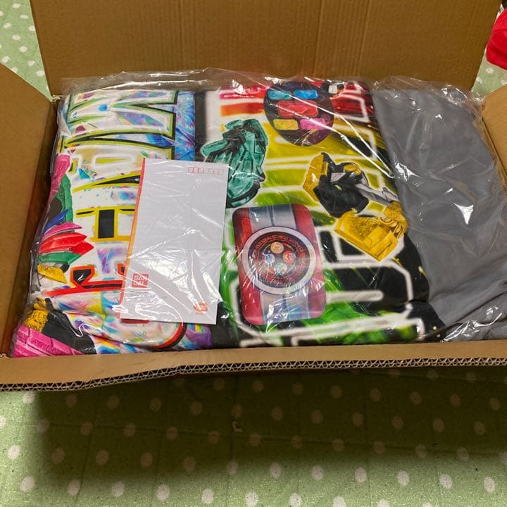 ku2 キャラ寝る袋　キラメイジャー　布団