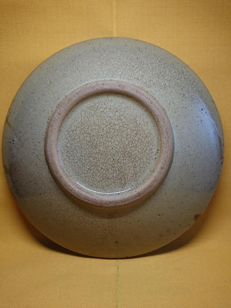 【美品】丸皿　飾り皿　松絵　陶器　置物　インテリア　工芸品　美術品　A1162