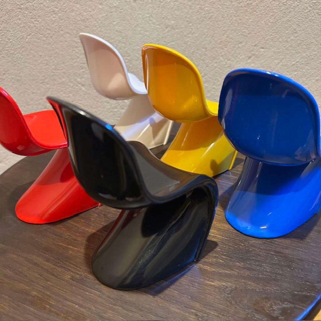 置物 vitra Design museum Panton chair