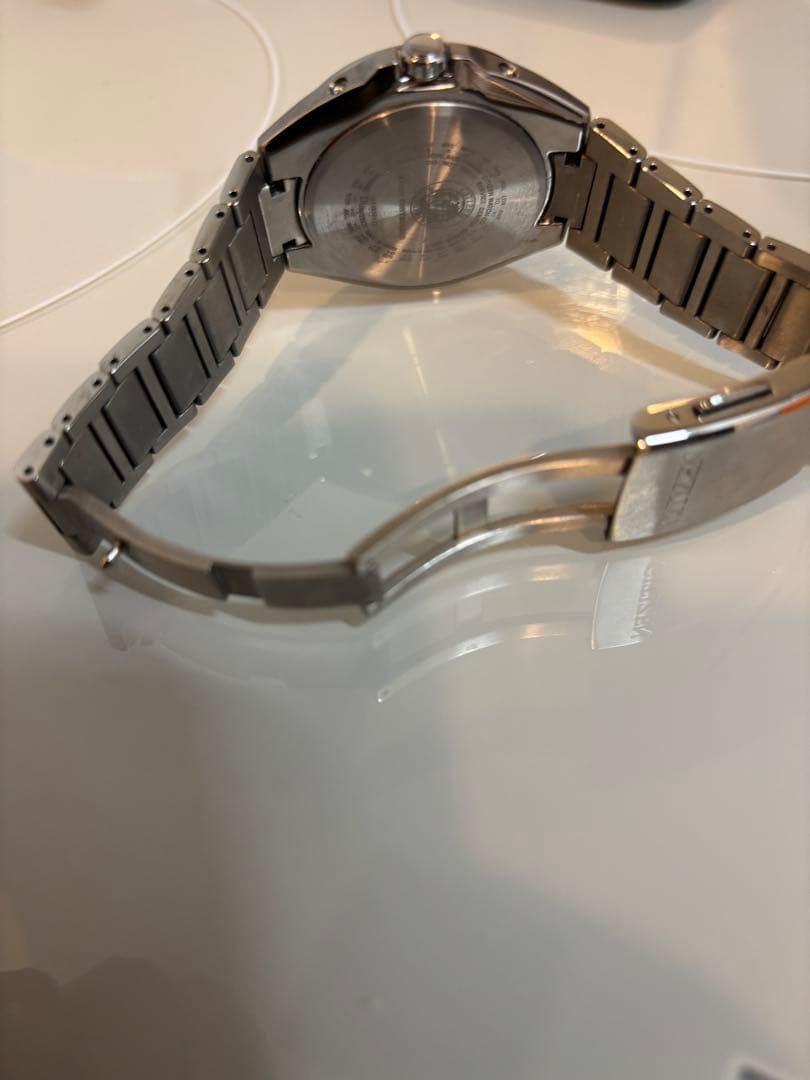 CITIZEN アテッサ　光発電エコ・ドライブ