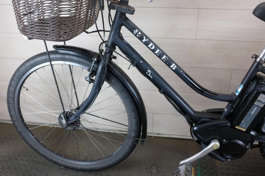 ブリヂストン製　HYDEE.B　26インチ　3段　8.9Ah充電器あり