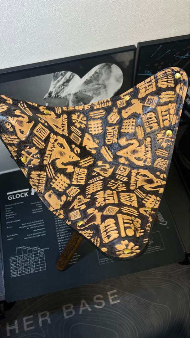 ソマビト ソマチェア スペシャルエンボス キャメ黒