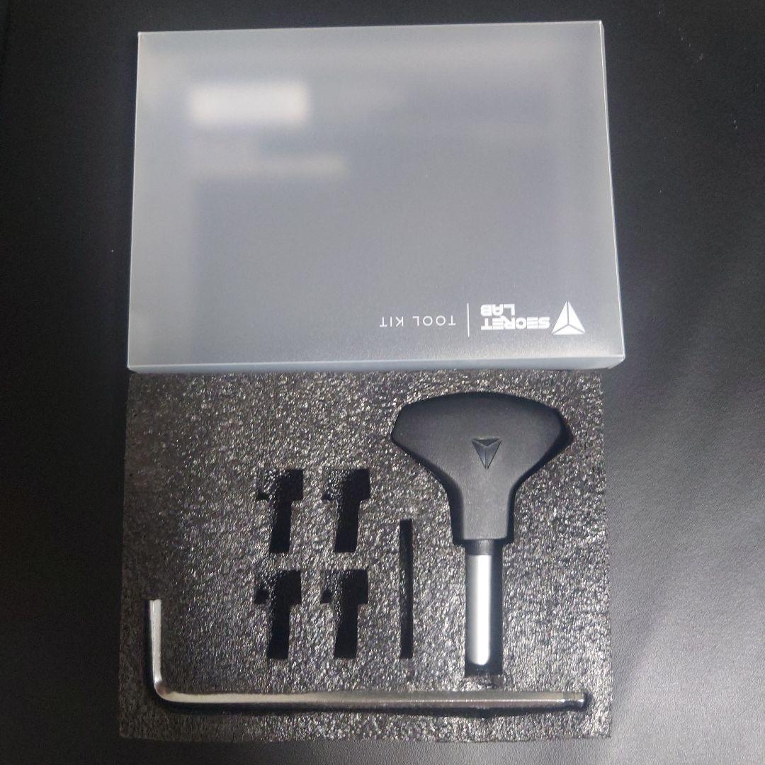 Secret Lab ゲーミングチェア ダークナイト