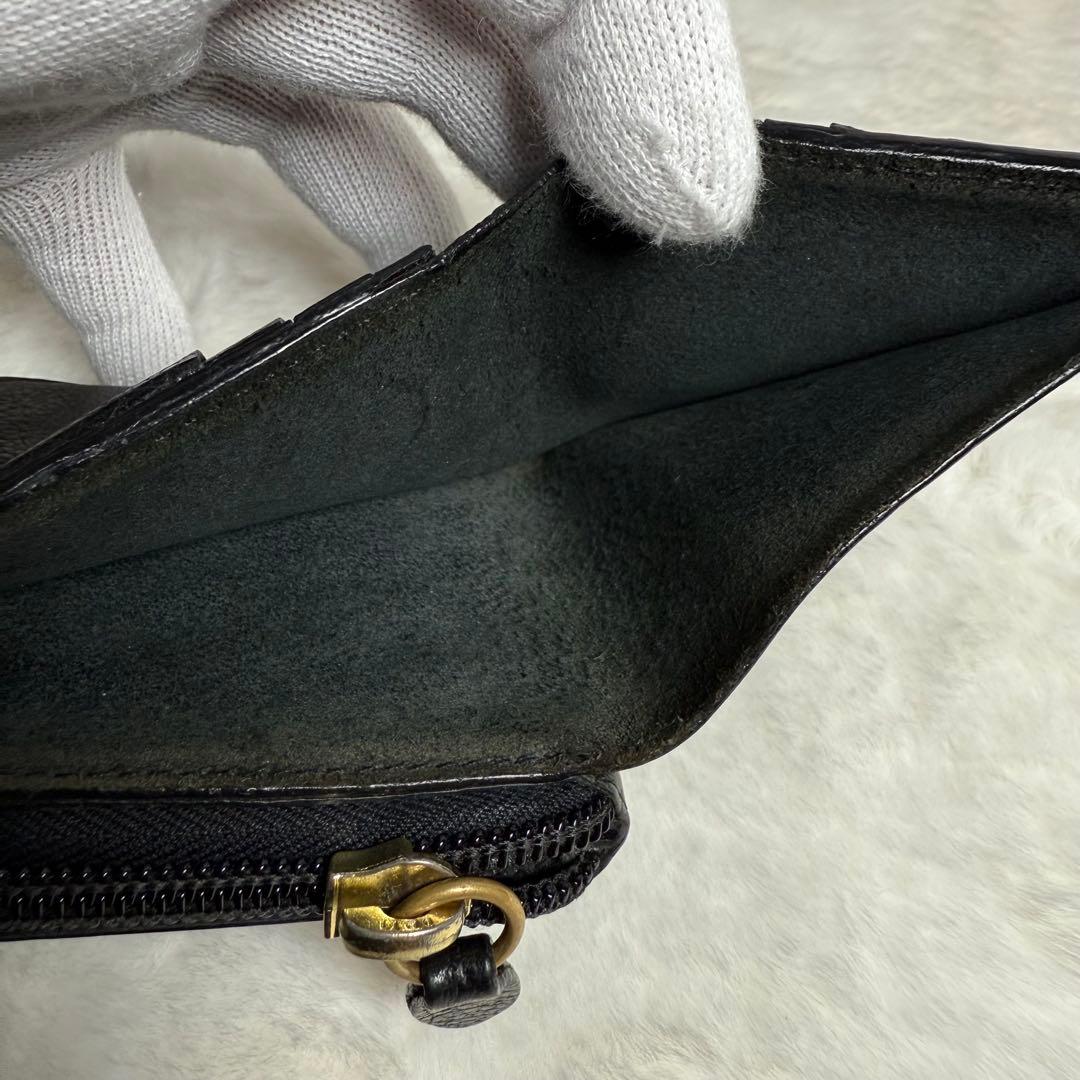 アッキー 様IL BISONTE 二つ折り財布 ブラック レザー コンパクト.