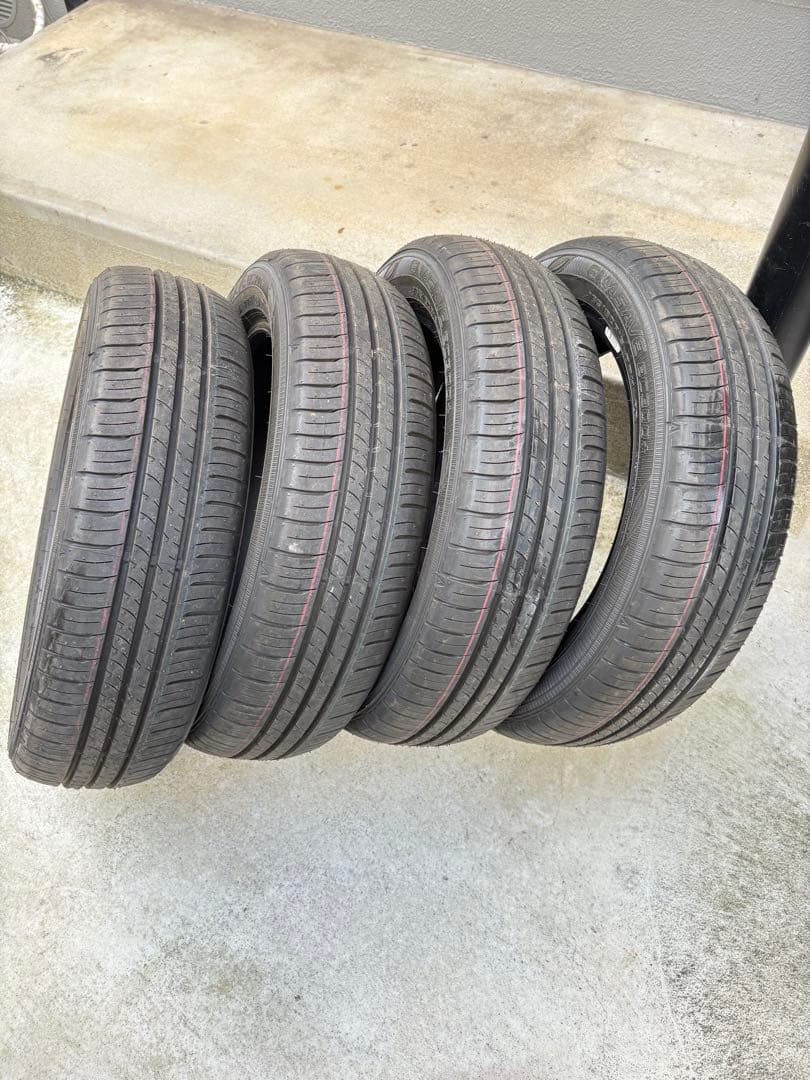 新車外しタイヤ　165/60R15　2025年製 ダンロップ　4本セット
