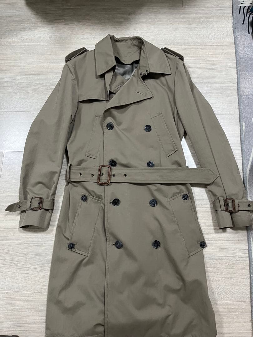 値下げ中ドルチェアンドガッバーナ　トレンチコート