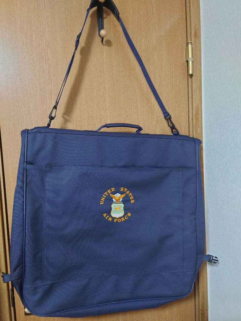 【値下げ！】アメリカ空軍 ガーメントバッグ