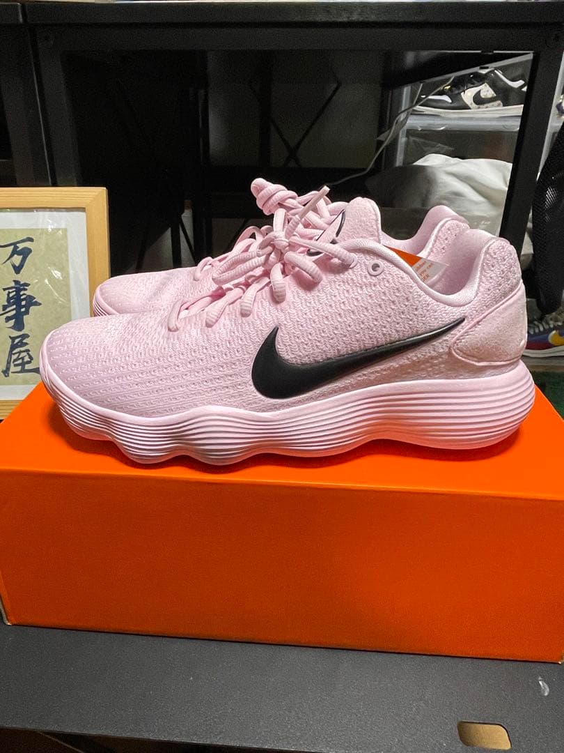 ナイキ ハイパーダンク2017 ロー \"ピンクフォーム/ブラック\"