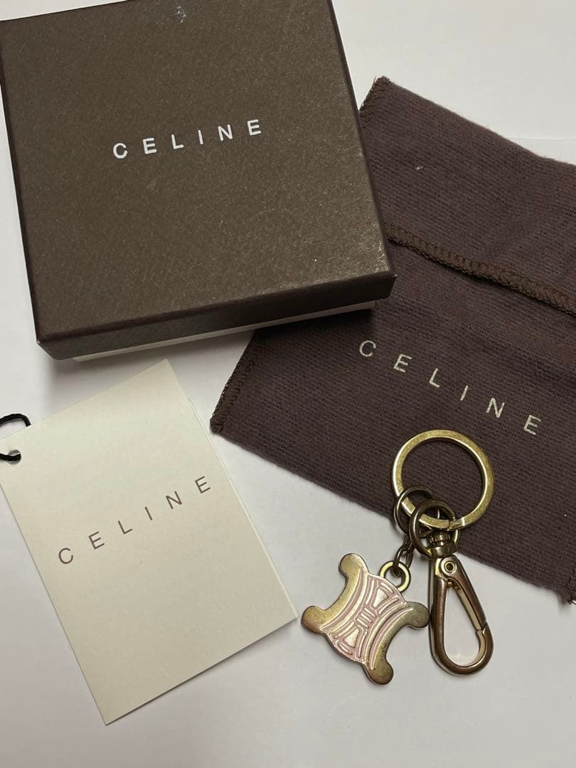 【匿名配送】CELINEセリーヌ　キーホルダー　チャーム❤︎