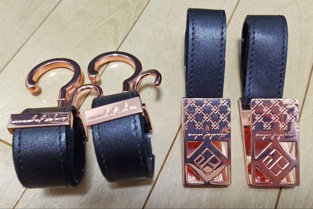 美品 ラクーナクッションフリーベビーカー フック、クリップ、新品カバー3点付