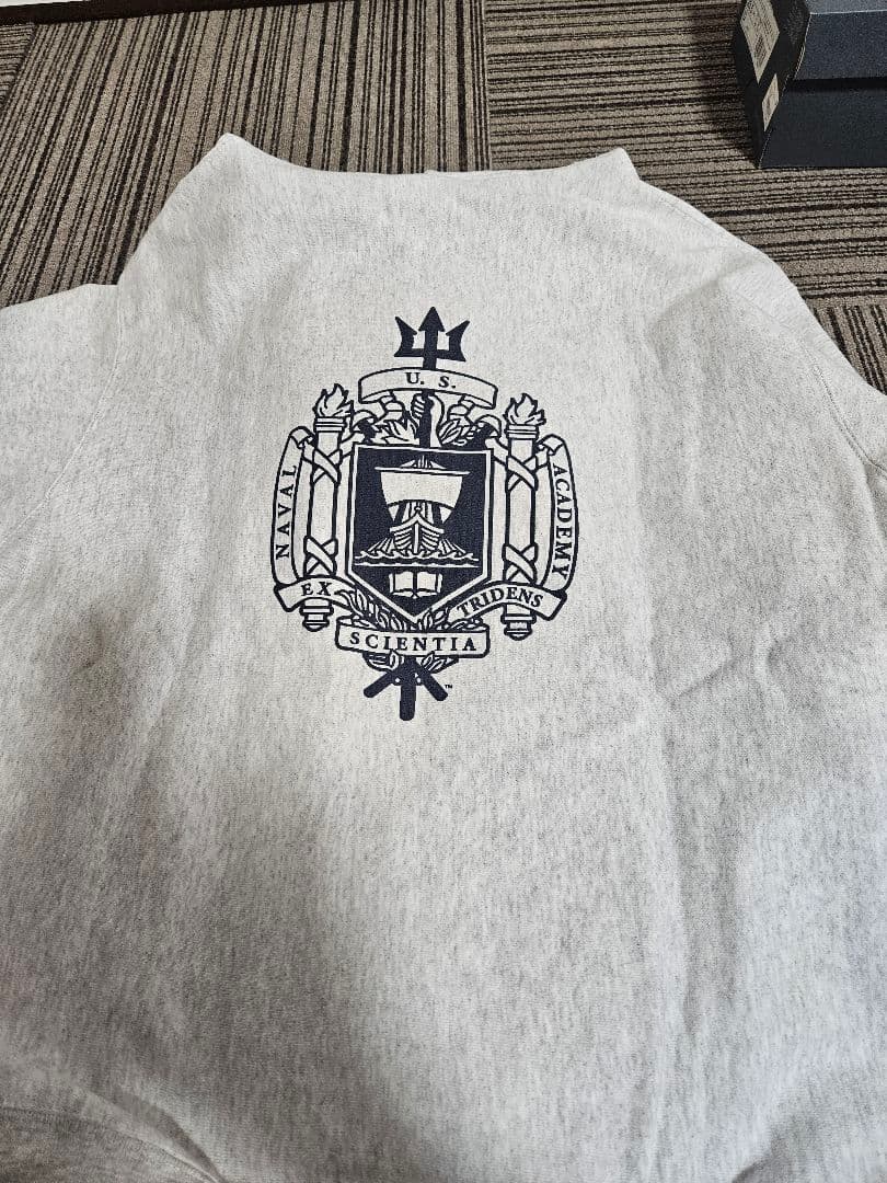 日本未発売　XL MAVY champion リバースウィーブ　パーカー