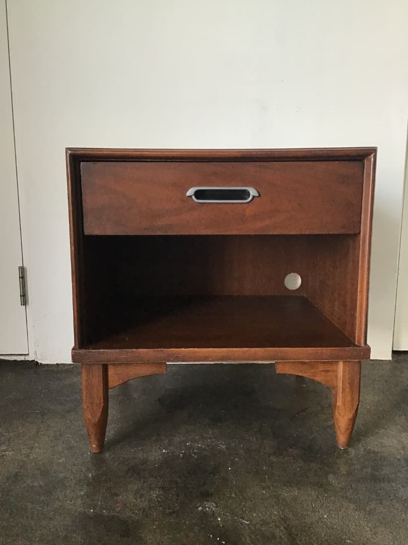 ドレクセル ヘリテイジ サイドテーブル ナイトテーブル米軍家具