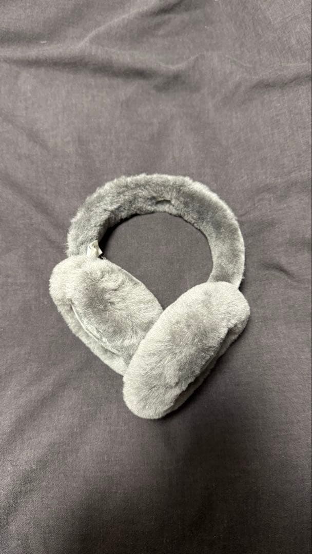 本日限定値下げ！国内完売品！UGG グレー ファー耳あて
