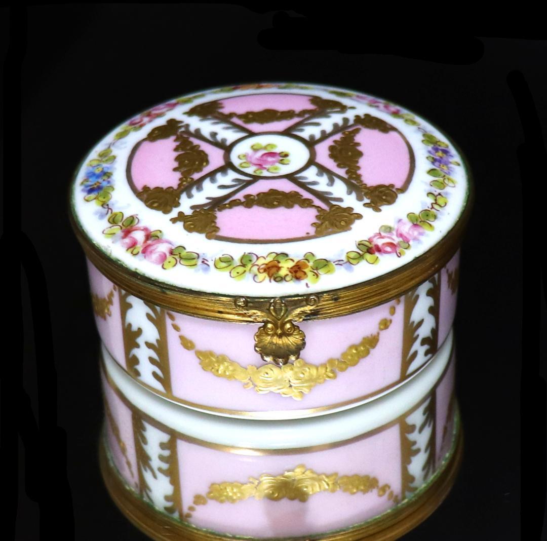 オールド・バカラ 美術館級 金彩エナメル薔薇文ブロンズオパーリンクリスタル製蓋物