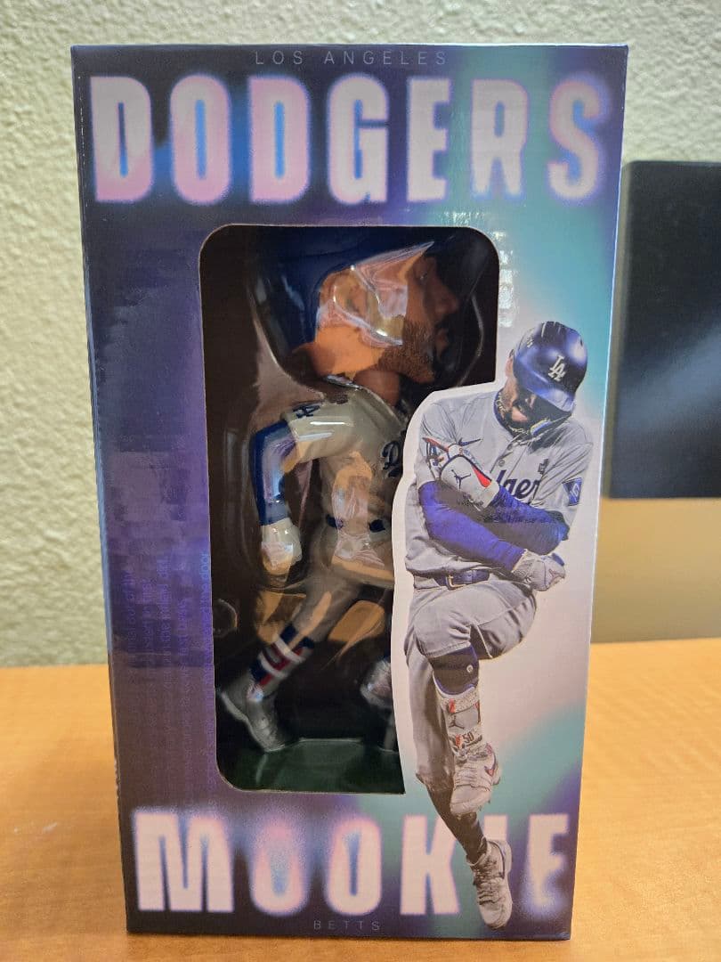 【早い者勝ち！1点のみ】ドジャース ムーキーベッツ ボブルヘッド 5/13
