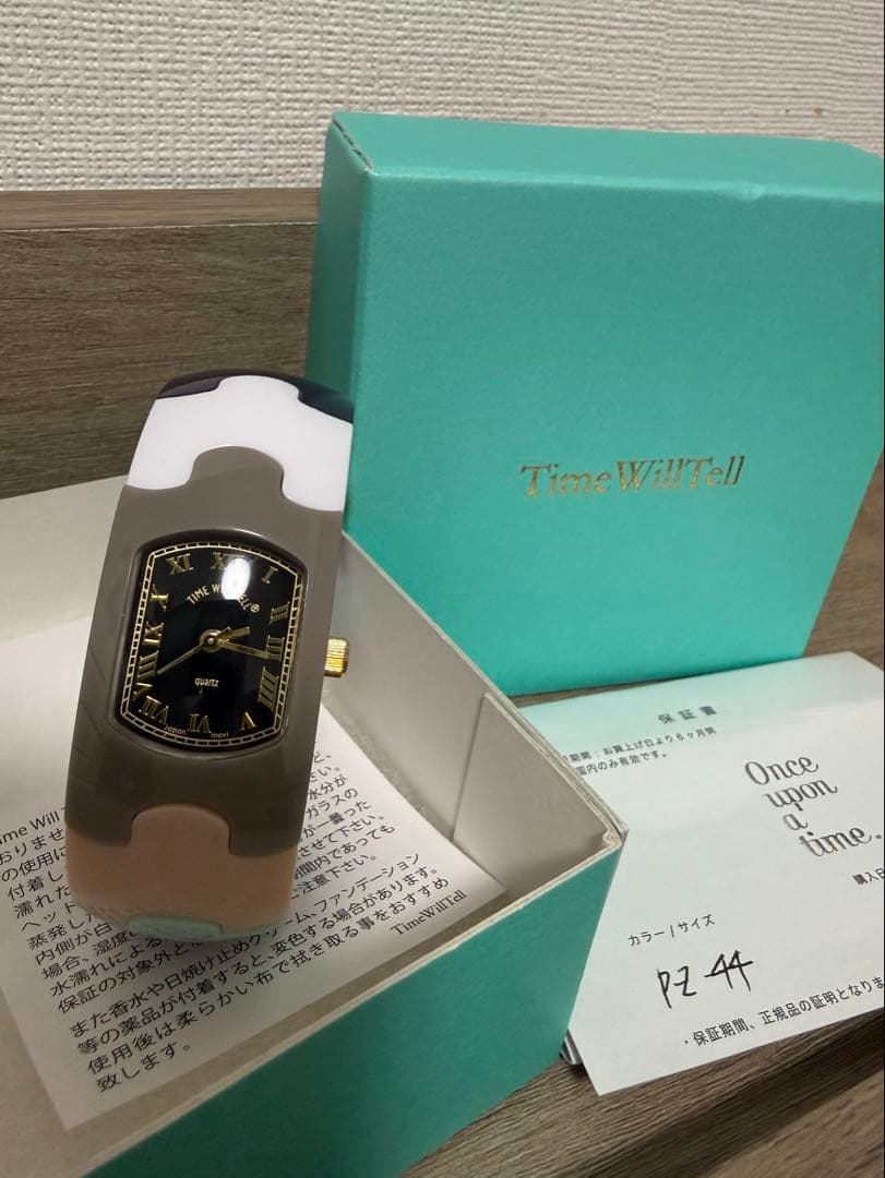 にいすさん専用Time Will Tell タイムウィルテル