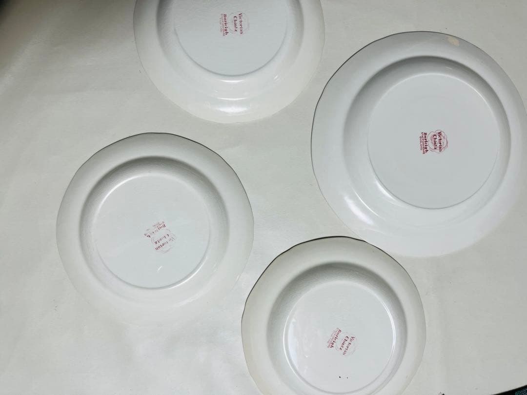 ヴンテージburleighビクトリアンチンツ 大中プレート4枚、カップ3個セット