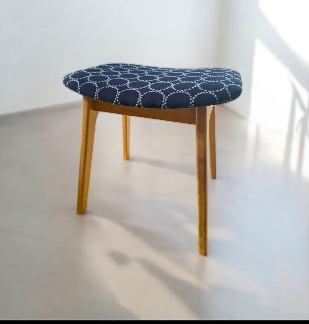 ミナペルホネン生地使用スツール イス　椅子　チェア　オットマン　インテリア家具