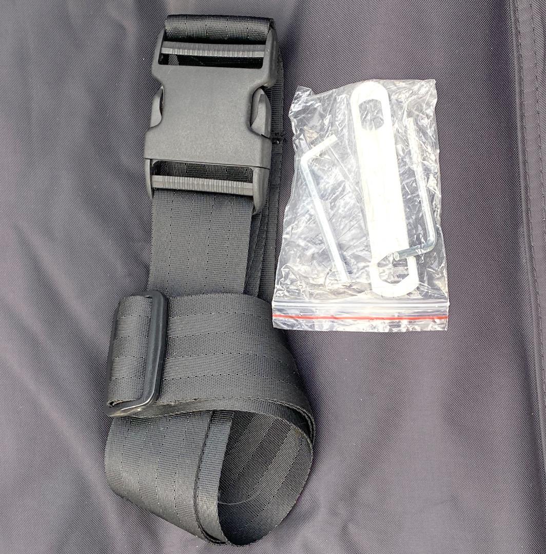 ケアテックジャパン ノーパンクタイヤ 軽量 介助型車いす ウイングスイングアウト