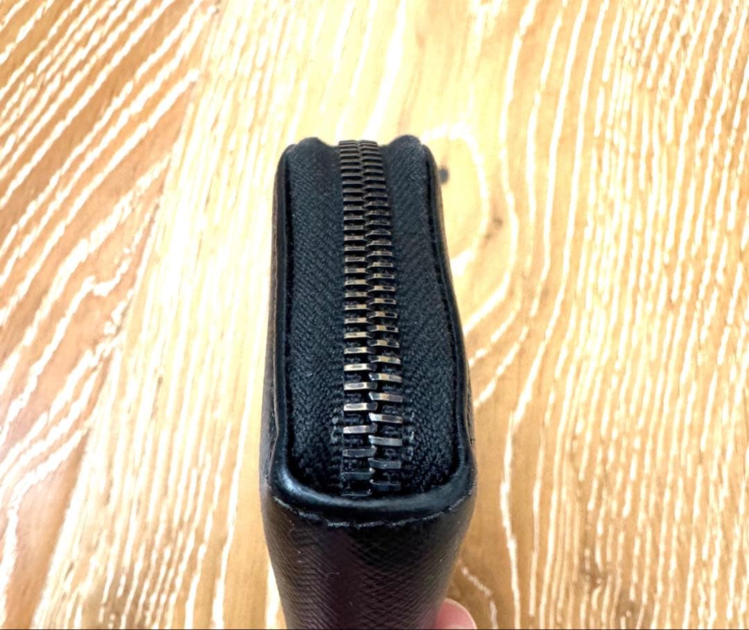 【美品】PRADA ブラックレザー ケース