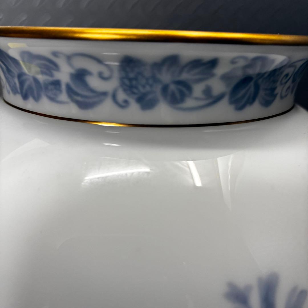 【希少】大倉陶園 草加紋様 金彩口 花瓶 高さ 28cm 口縁口径 11.5cm