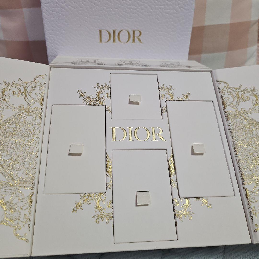 #Dior#ディオール#ビューティー#クリスマス#コスメ#ケース#引き出し#