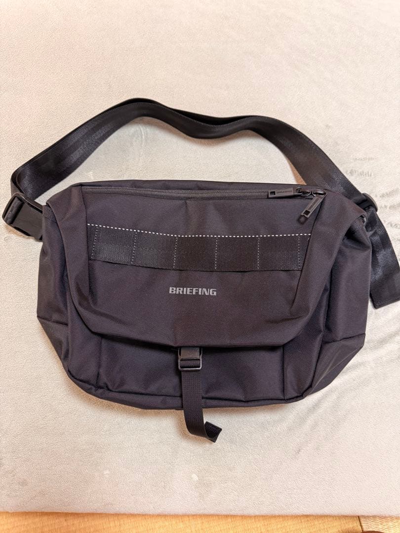 (値下げ)BRIEFINGブリーフィング メッセンジャーバッグ MFC